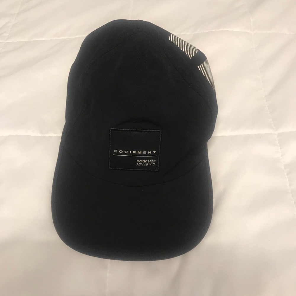 Adidas EQT hat